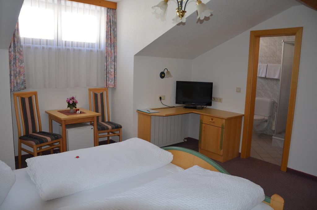 Gaestehaus Klug Pensión Bschlabs